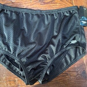 Speedo Black Men’s 32 Training Swim Shorts NWT